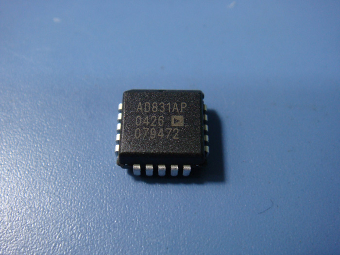 AD831AP