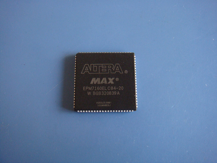 EPM7160ELC84-20