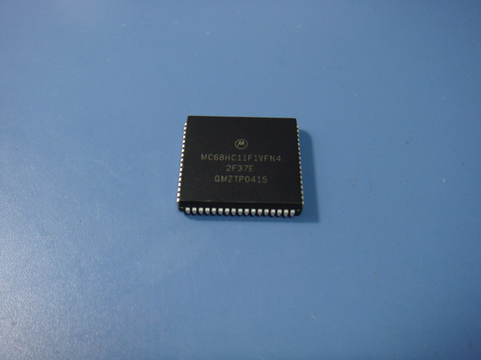 MC68HC11F1VFN4