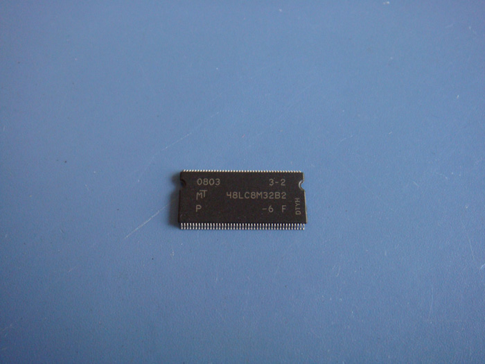MT48LC8M32B2P-6