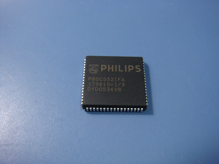 P80C552IFA