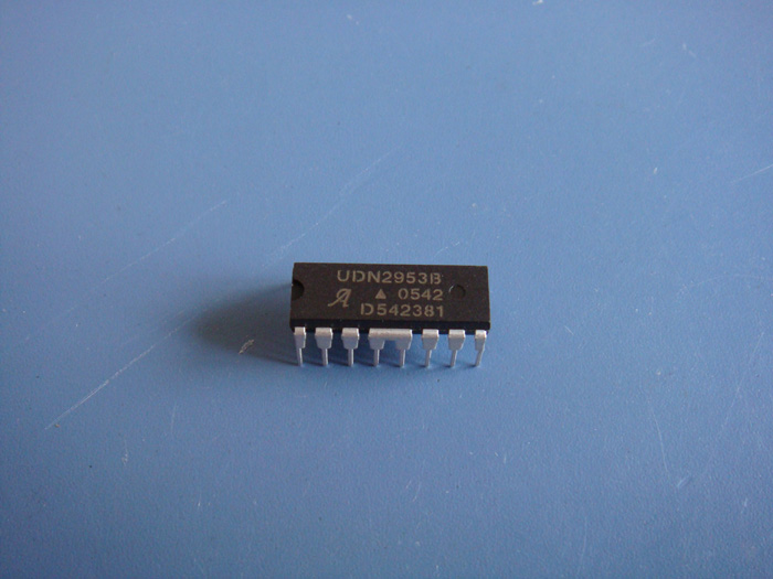 UDN2953B